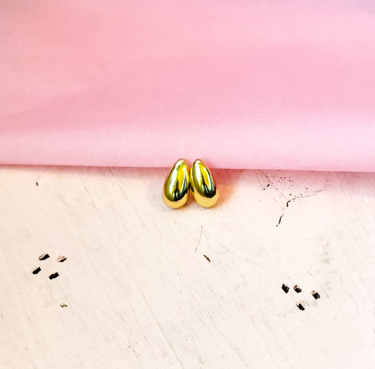 Tiny Chunky Teardrop Earrings