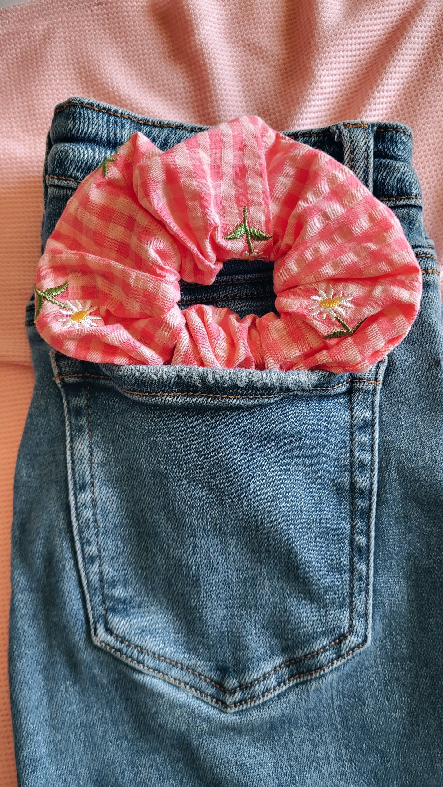 Pink Plaided Embroidered Daisy Flower Scrunchie